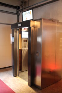 Demontabele lift met automatische schuifdeuren - 