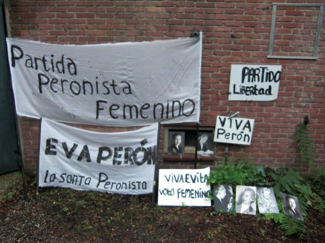 Spandoeken en protestborden Evita - Spandoeken en protestborden Evita
