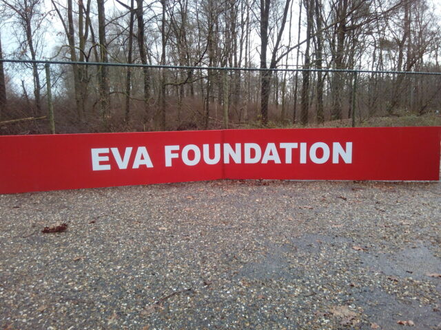 Grote banner Eva Foundation - Grote banner Eva Foundation