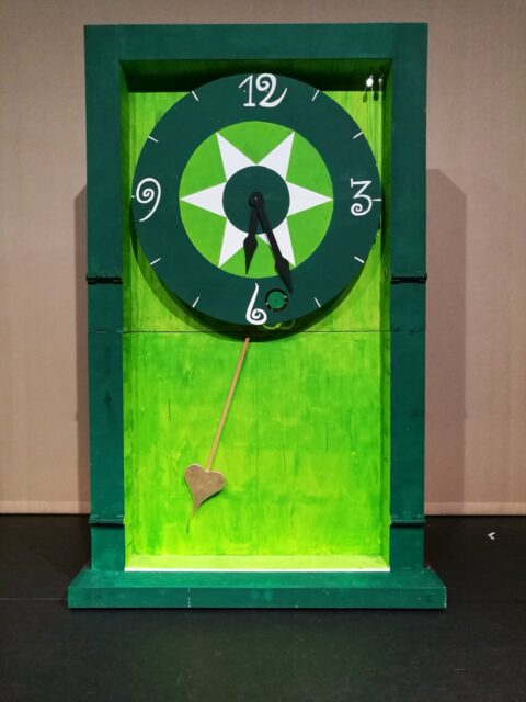 Grote groene klok - Grote klok in het kasteel van de Tovenaar van Oz
