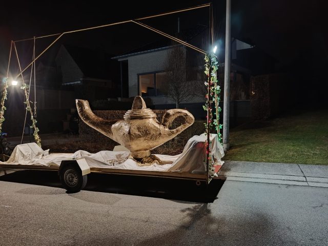 โจ Prachtige grote Aladdin-lamp te koop! ๐งโโ๏ธโจ -